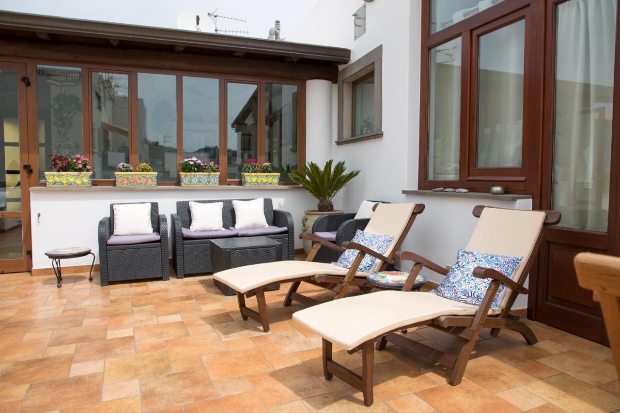 Diana Brown B&B Affittacamere Lipari  Exterior photo