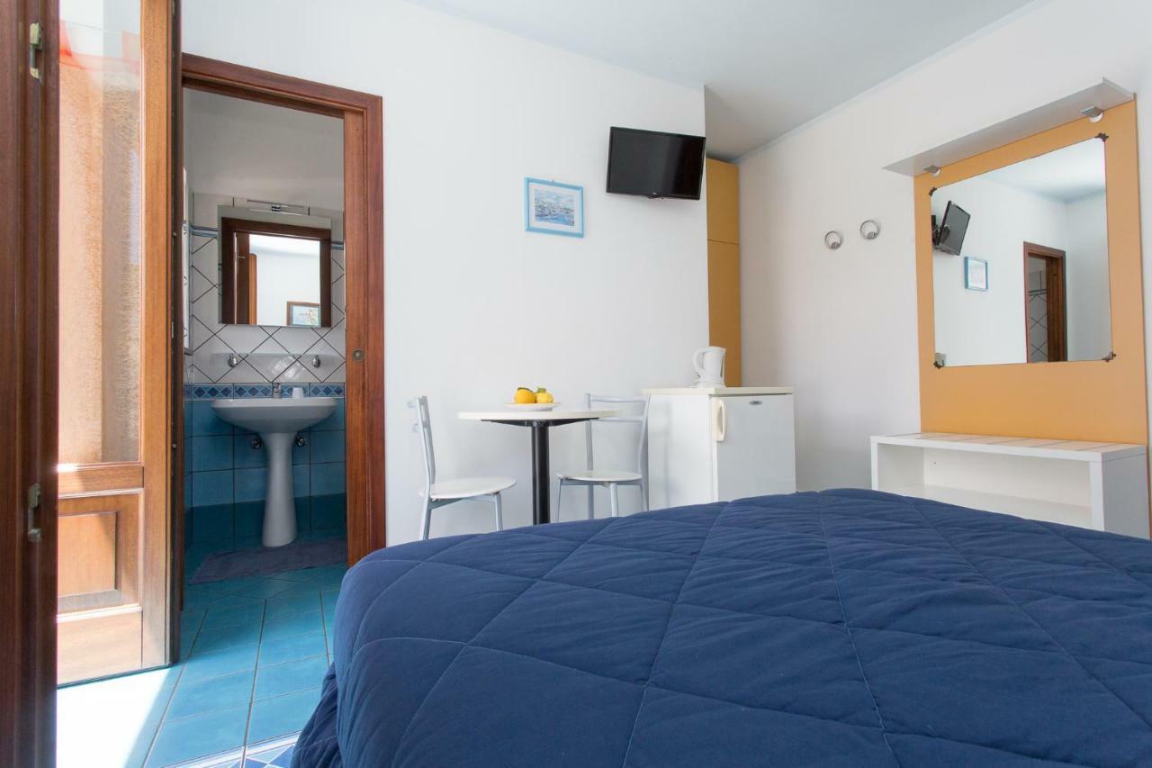 Diana Brown B&B Affittacamere Lipari  Exterior photo