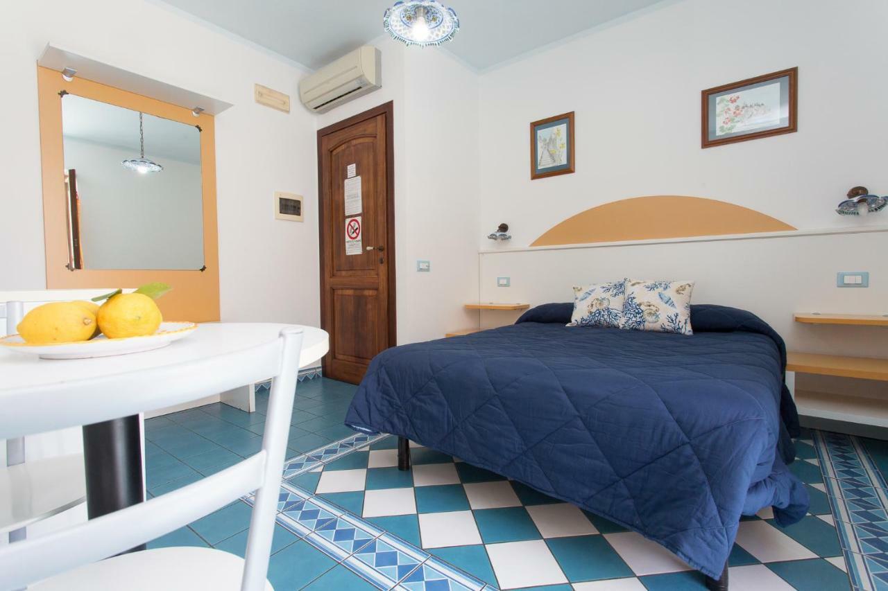 Diana Brown B&B Affittacamere Lipari  Exterior photo