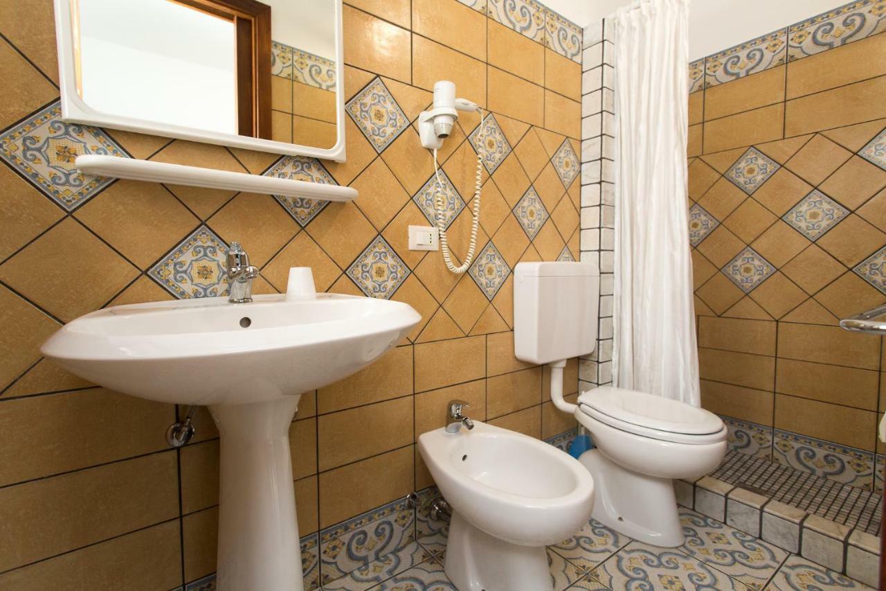Diana Brown B&B Affittacamere Lipari  Exterior photo