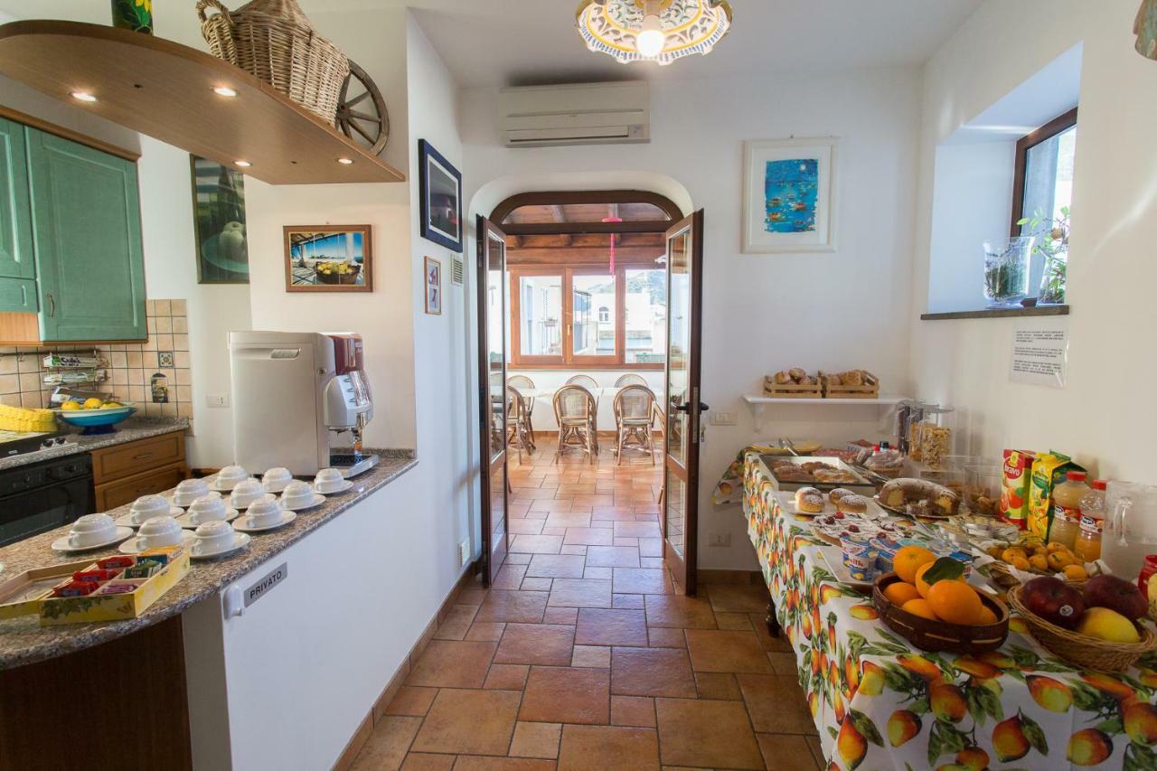 Diana Brown B&B Affittacamere Lipari  Exterior photo